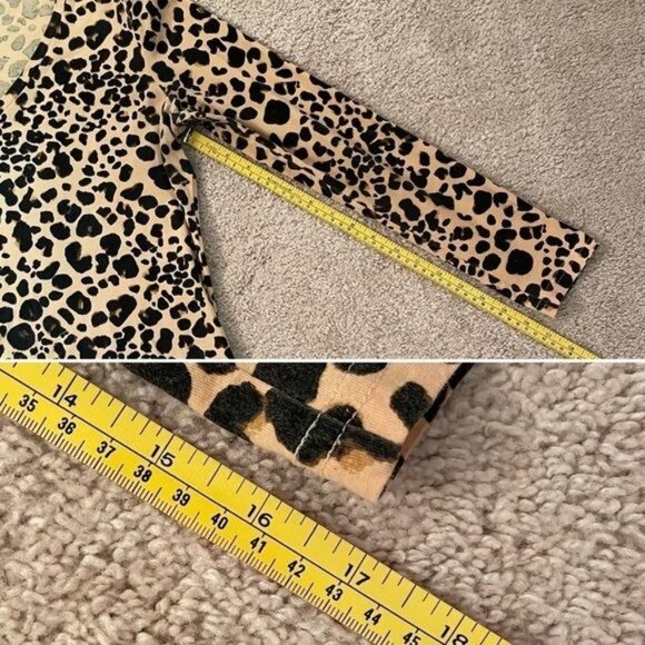 Liz Claiborne Womens size M Leopard Print Top V-Neck Long Sleeved Shirt Cotton - Picture 7 of 9
